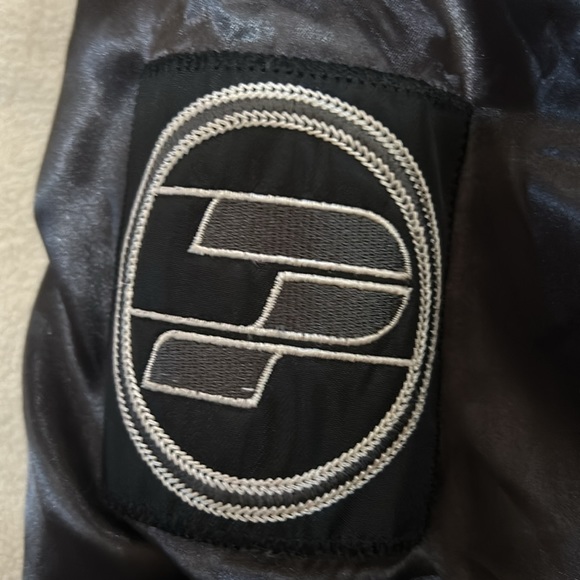 Vintage 1990s Reversible Pepe Jeans Jacket Size M. Red, White & Charcoal Gray. - Picture 4 of 16